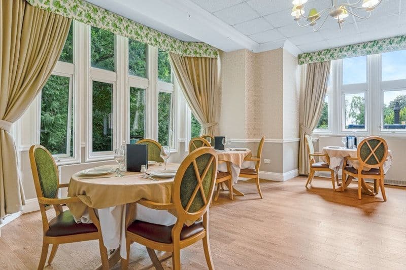 Belmont Healthcare - Woodbury House care home - 003
