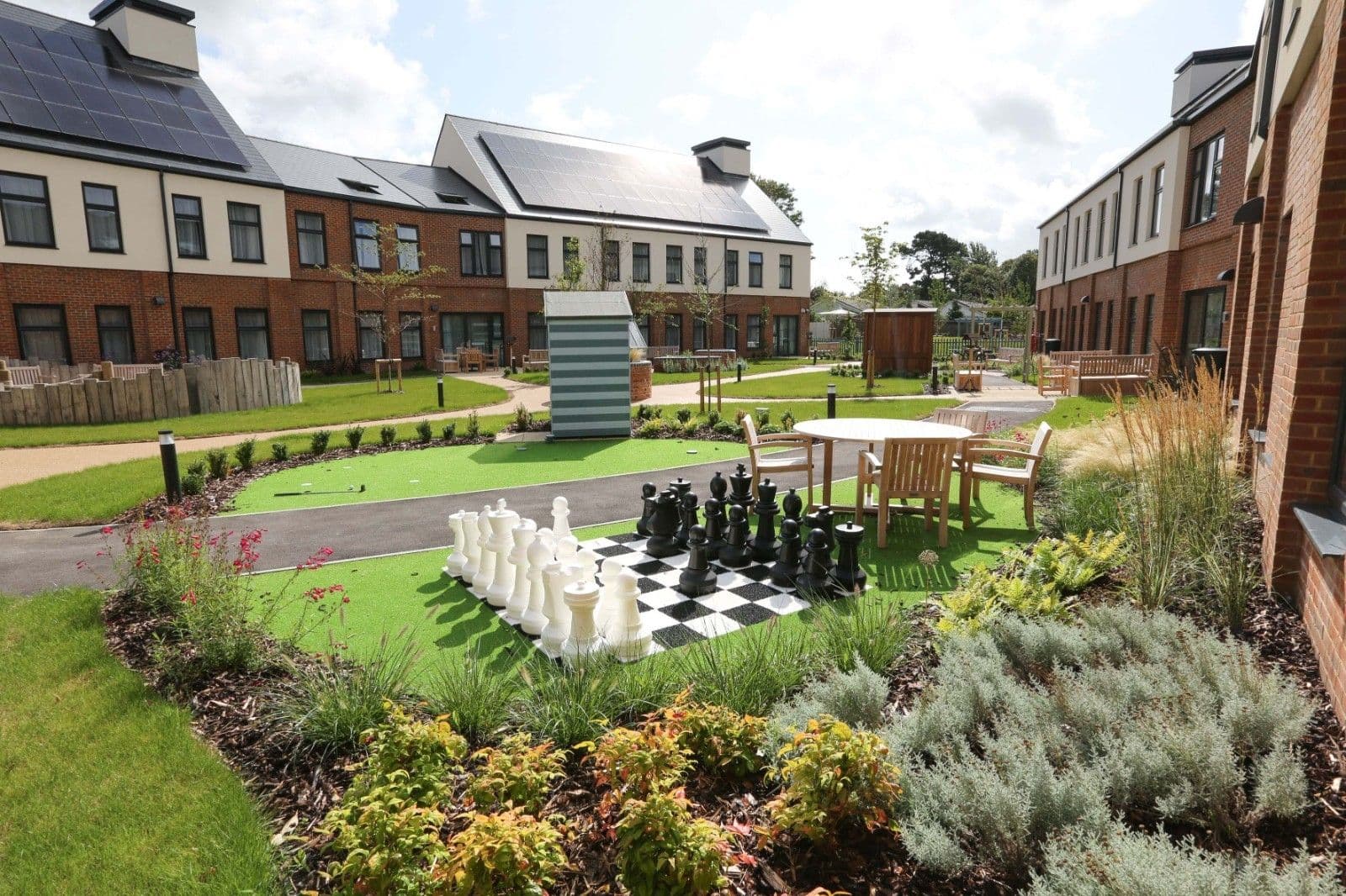 Shaw Healthcare - Figbury Lodge care home - 004