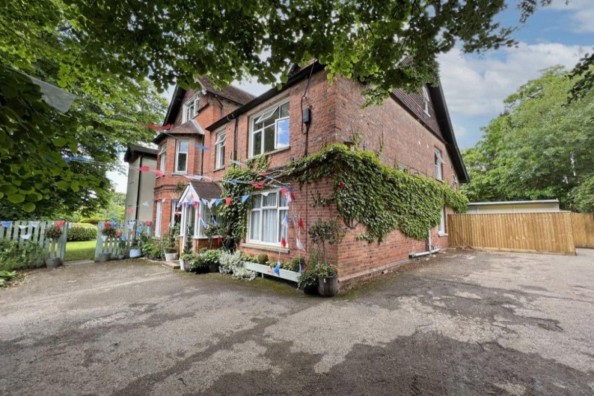 Independent Care Home - Cleeve Lodge care home - 013