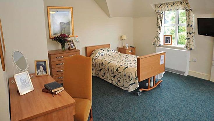 HC-One - Elstree Court care home - 002