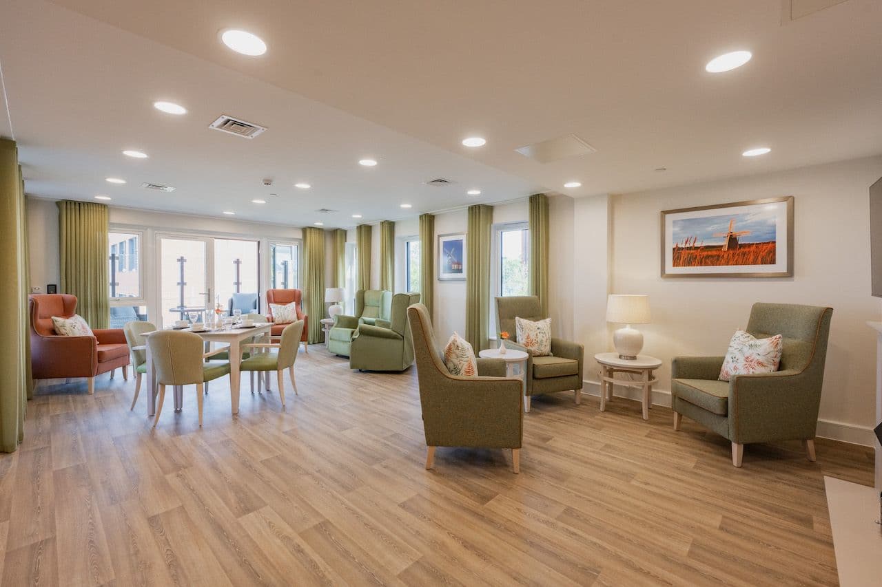 Kingsley Healthcare - Eversley Lodge care home - 004