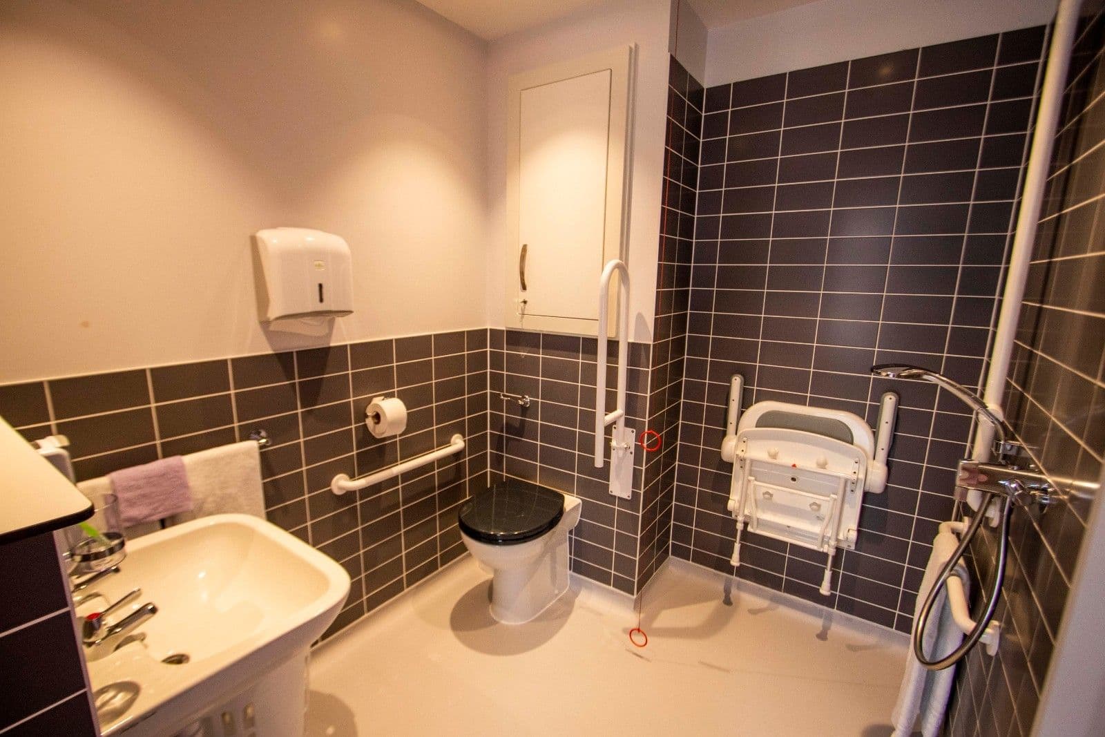 Shaw Healthcare - Figbury Lodge care home - 018