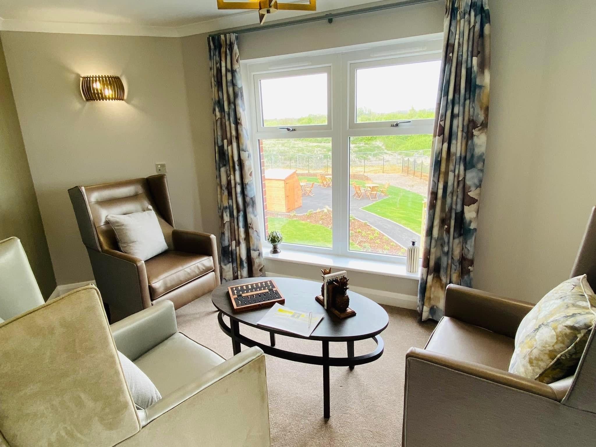 HC-One - Blakelands Lodge care home - 013