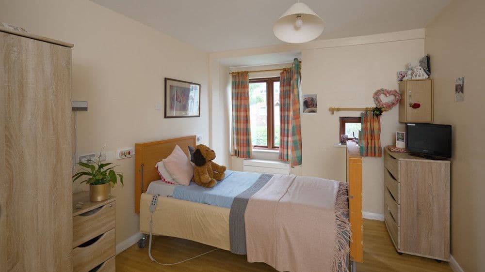 Shaw Healthcare - The Hawthorns care home - 006