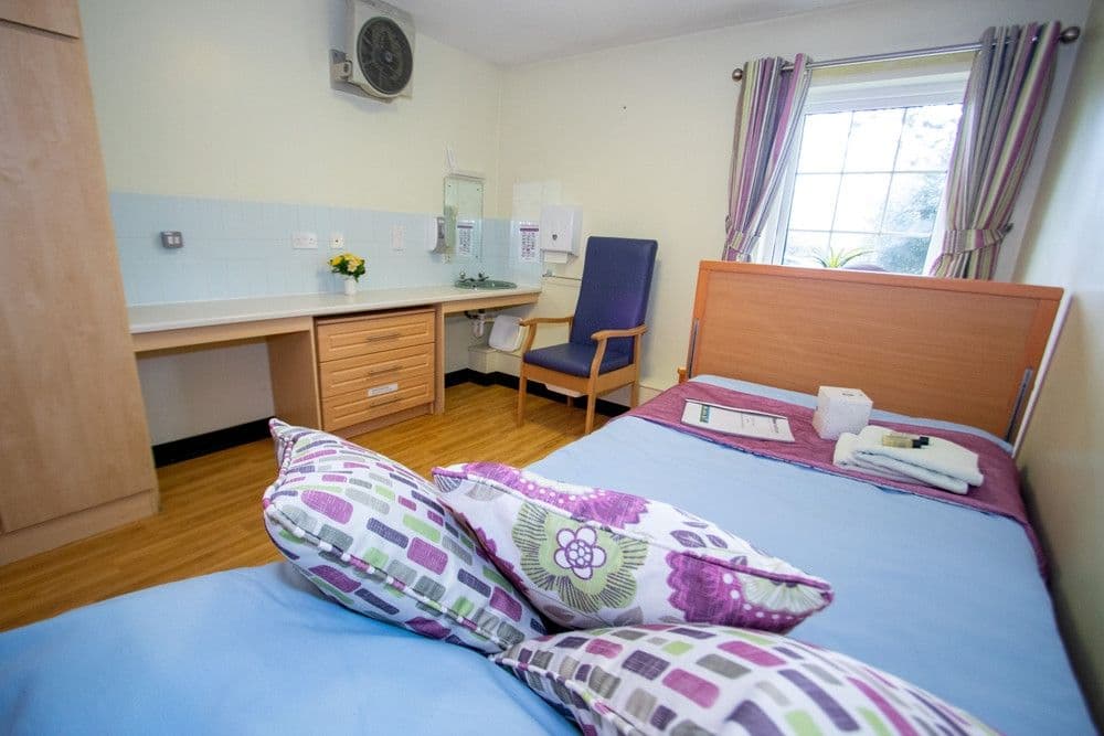 Shaw Healthcare - Hollybush House care home - 009