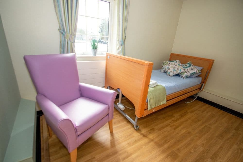 Shaw Healthcare - Hollybush House care home - 010