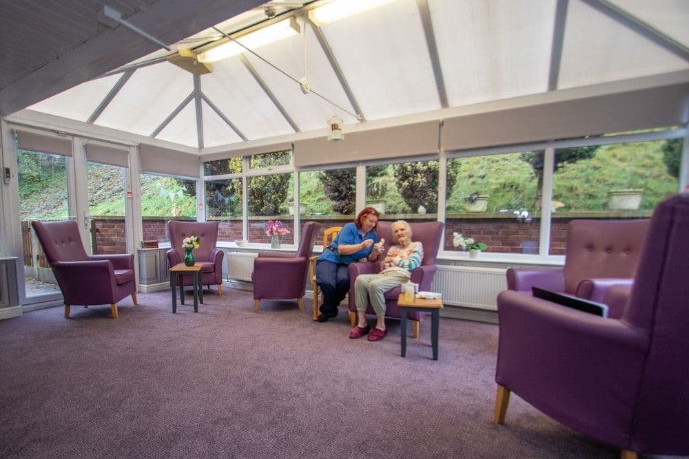 Shaw Healthcare - Hollybush House care home - 007