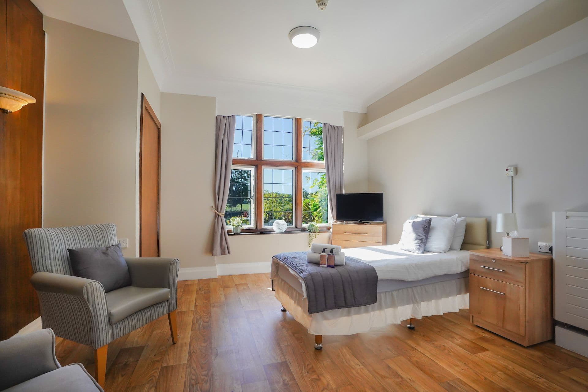 Kingsley Healthcare - Brooke House care home 3