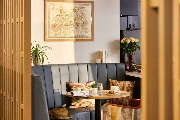 Hallmark Lakeview Care Home, Woking, GU18 5XQ