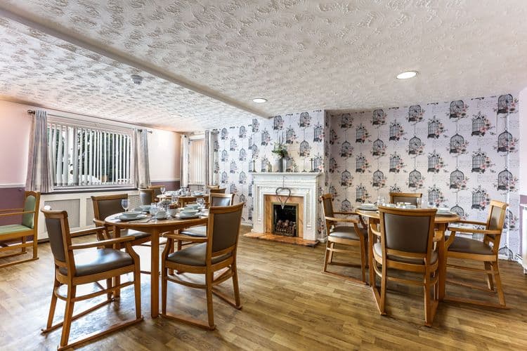 Woodlands Court-main-image