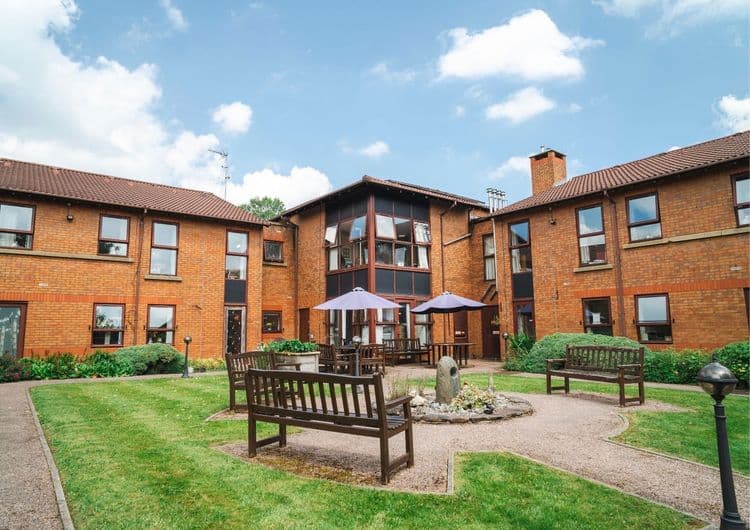 Avonleigh Gardens-main-image