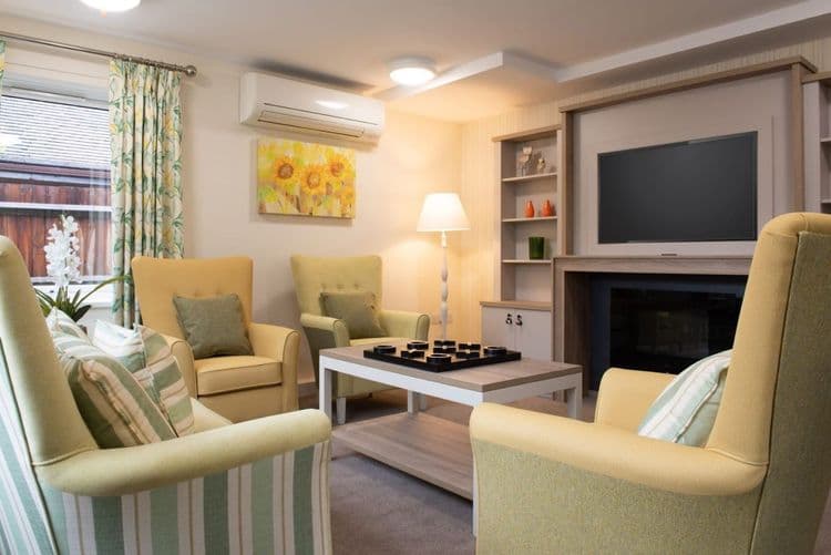 Mulberry Court-main-image