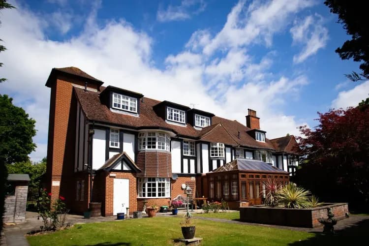 Adelaide House-main-image