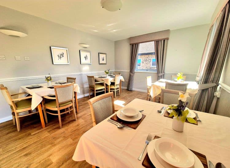 Oakhill House Care Home, Horsham, RH13 5NA