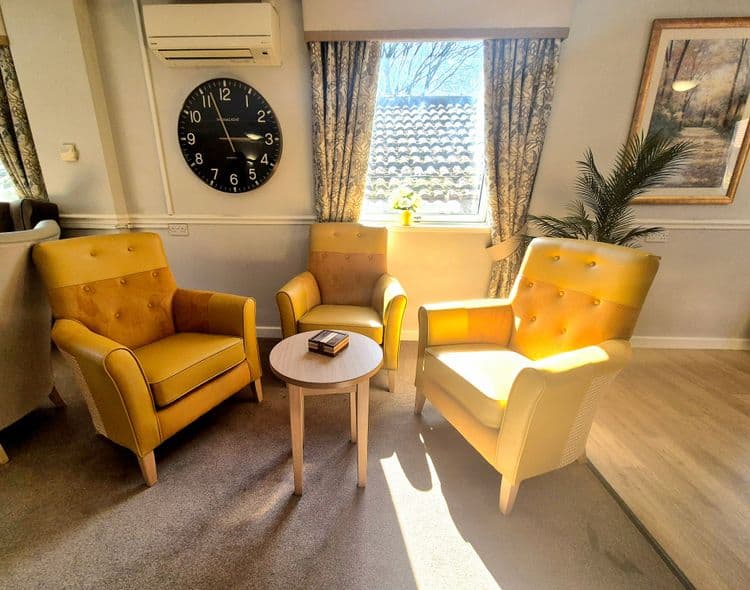 Oakhill House Care Home, Horsham, RH13 5NA
