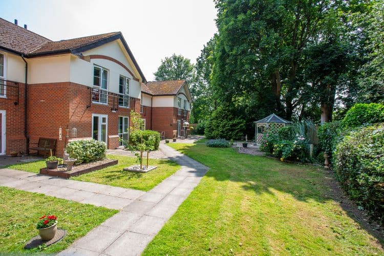 Ardenlea Court-main-image