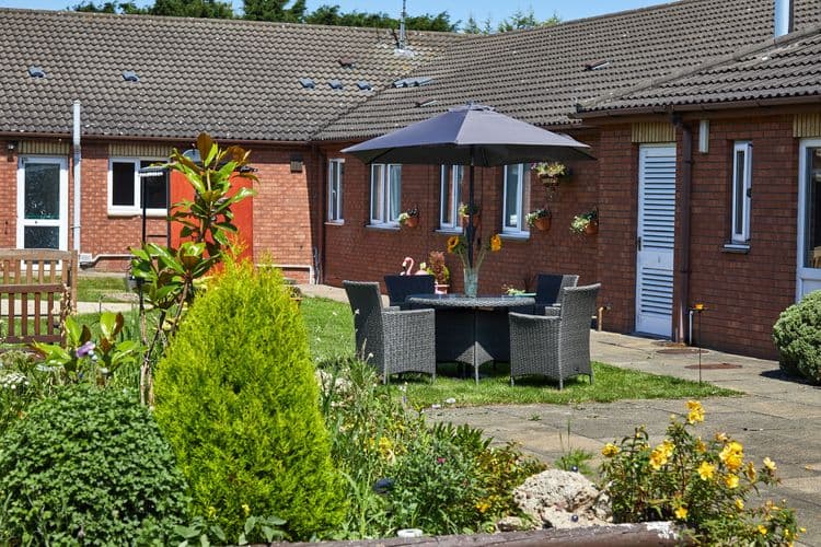 Barchester Healthcare Castle Park Care Home, Noddle Hill Way, HU7 4FG