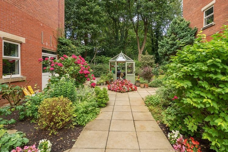 Carrs Court Care Home