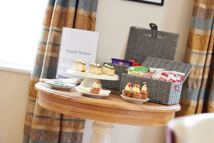 Albany Lodge Care Home, Croydon, CR0 2BZ