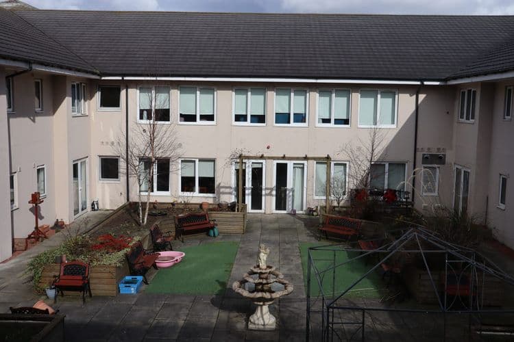 Ashlea Court Care Home, Larkhall, ML9 3AE