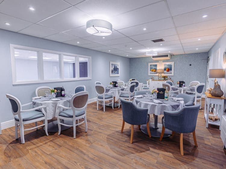 Barchester Healthcare Austen House Care Home, Reading, RG6 3UJ