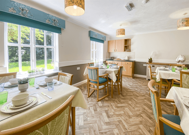 Avebury House Care Home, Devizes, SN10 2UB