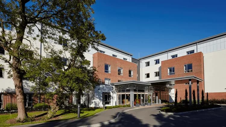 Avalon Court-main-image