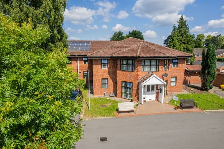 Aylesham Court-main-image