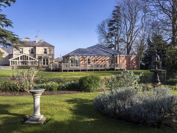 Barchester Healthcare The Cedars in Bourne Care Home, Bourne, PE10 9UQ