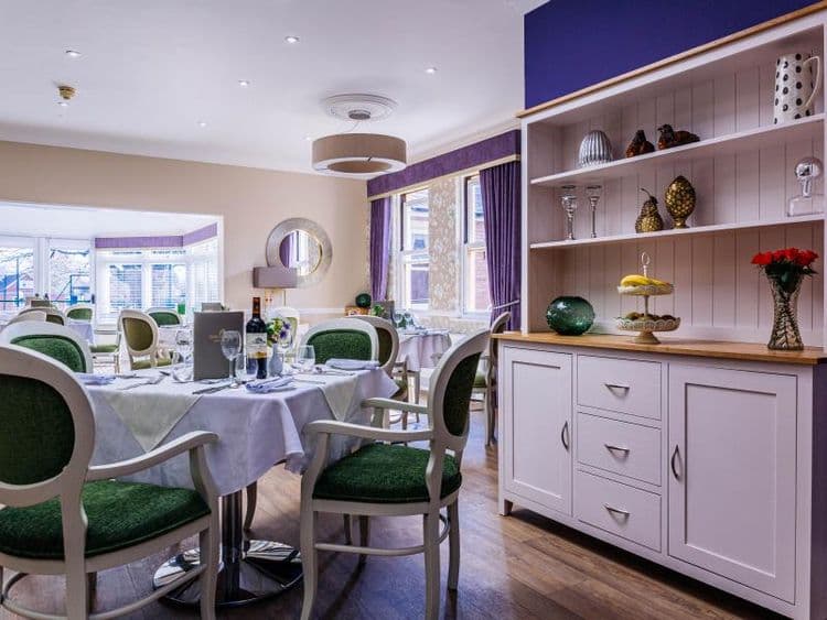 Barchester Healthcare The Cedars in Bourne Care Home, Bourne, PE10 9UQ
