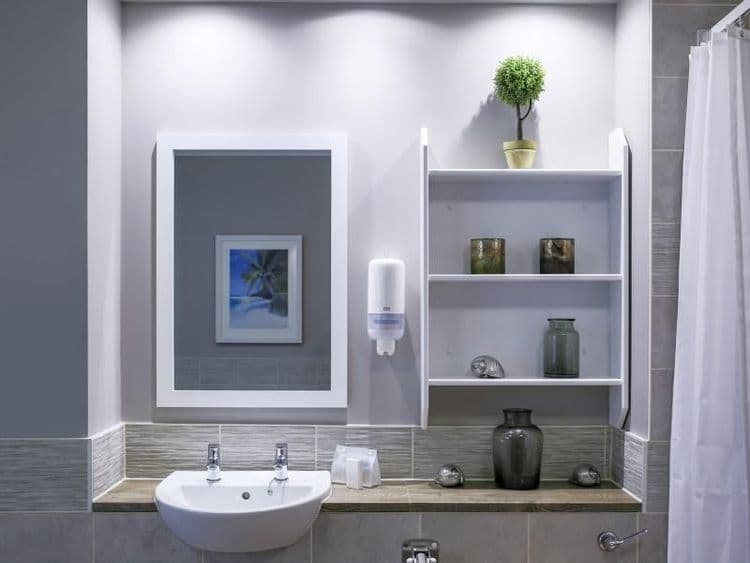 Barchester Healthcare White Lodge Care Home, Braydon Road, SN5 0AD