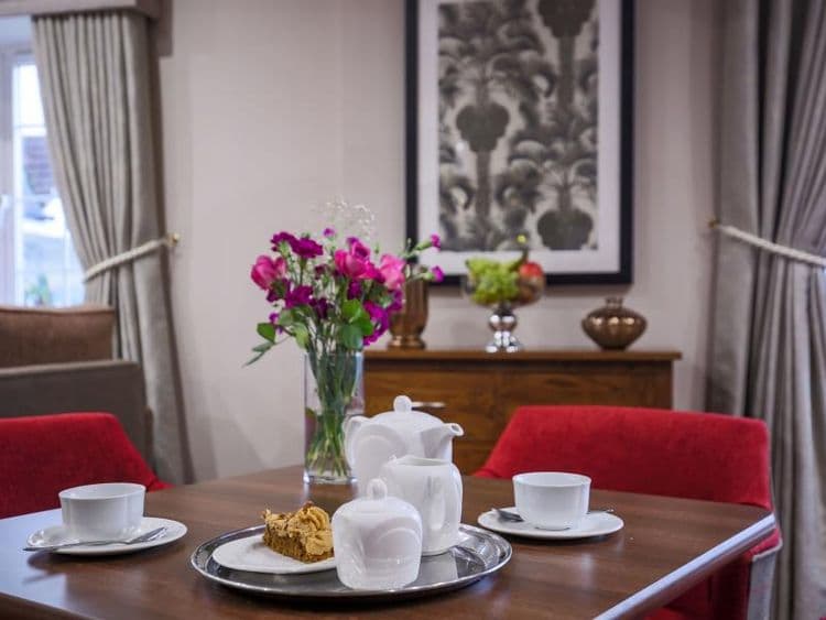Barchester Healthcare White Lodge Care Home, Braydon Road, SN5 0AD