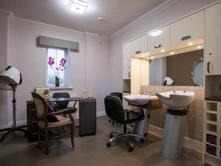 Barchester Healthcare White Lodge Care Home, Braydon Road, SN5 0AD