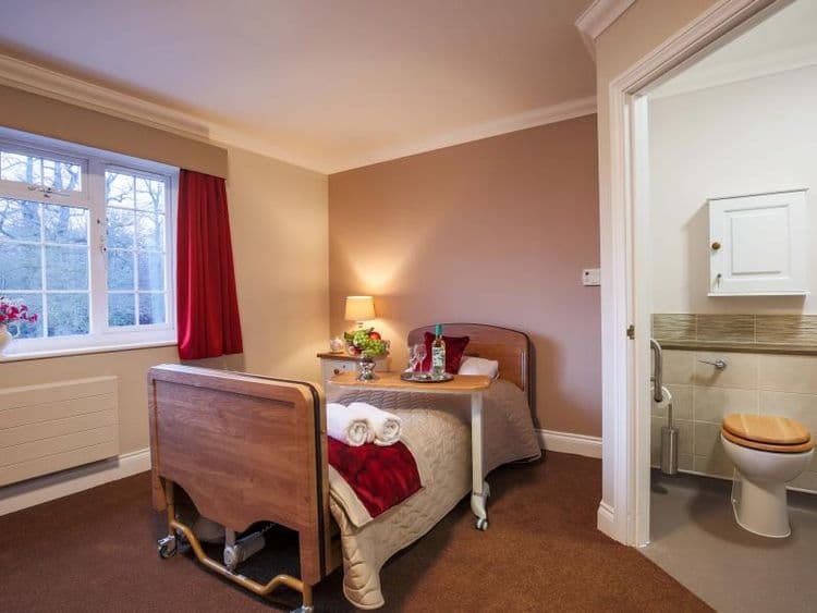 Barchester Healthcare White Lodge Care Home, Braydon Road, SN5 0AD