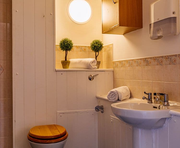 Barchester Healthcare Badgeworth Court Care Home, Cheltenham, GL51 4UL