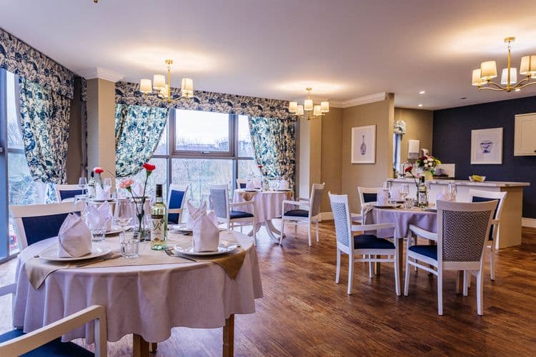 Barchester Healthcare Broadway Halls Care Home, Dudley, DY1 3EA