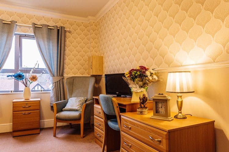 Barchester Healthcare Broadway Halls Care Home, Dudley, DY1 3EA