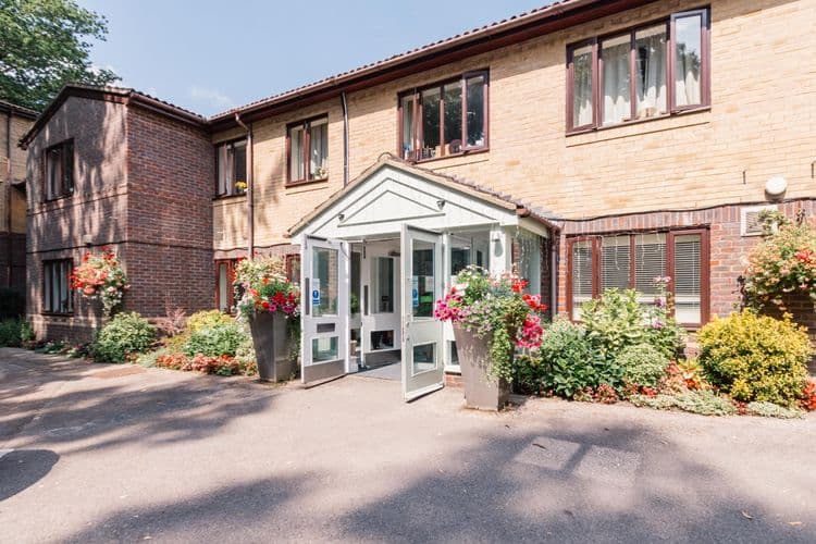 Barchester Healthcare Challoner House Care Home, Eastleigh, SO53 2DU