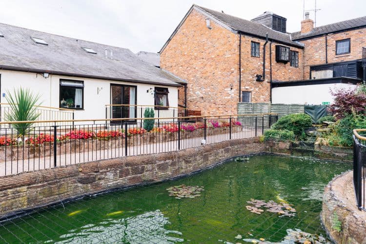 Barchester Healthcare Crabwall Hall Care Home, Chester, CH1 6NG