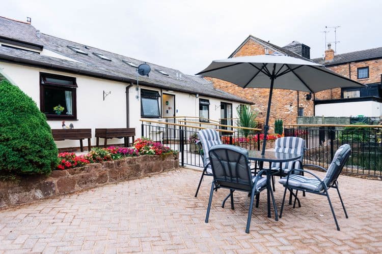 Barchester Healthcare Crabwall Hall Care Home, Chester, CH1 6NG