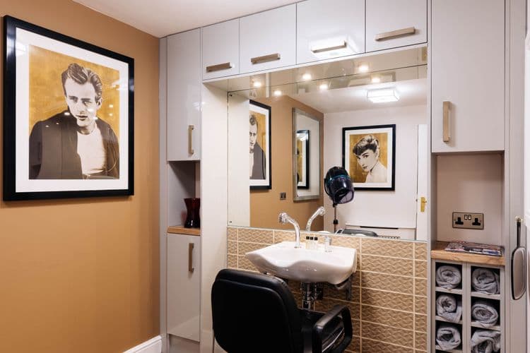 Barchester Healthcare Crabwall Hall Care Home, Chester, CH1 6NG