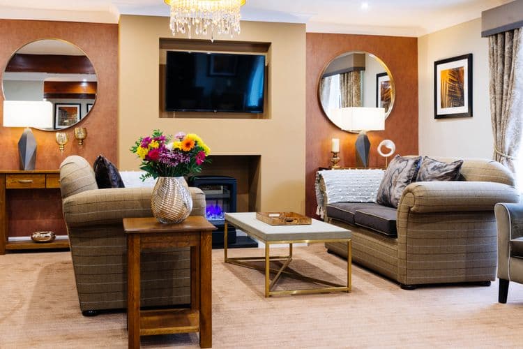 Barchester Healthcare Crabwall Hall Care Home, Chester, CH1 6NG