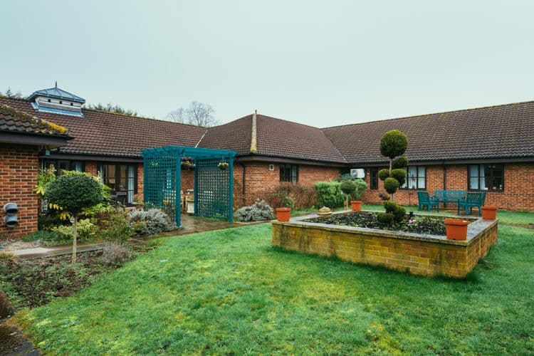 Barchester Healthcare Derham House Care Home, Upminster, RM14 2YP