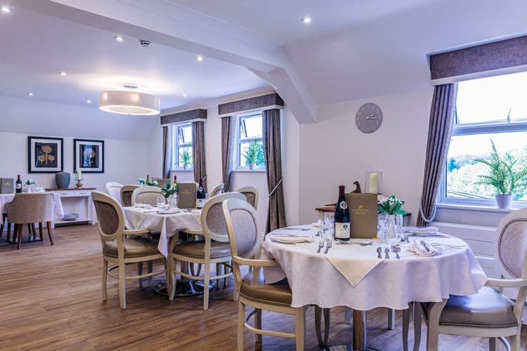 Barchester Healthcare Glebefields Care Home, Banbury, OX15 6EH