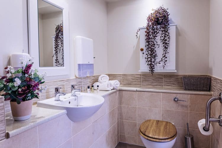 Barchester Healthcare Glebefields Care Home, Banbury, OX15 6EH