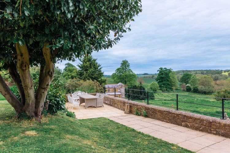 Barchester Healthcare Glebefields Care Home, Banbury, OX15 6EH