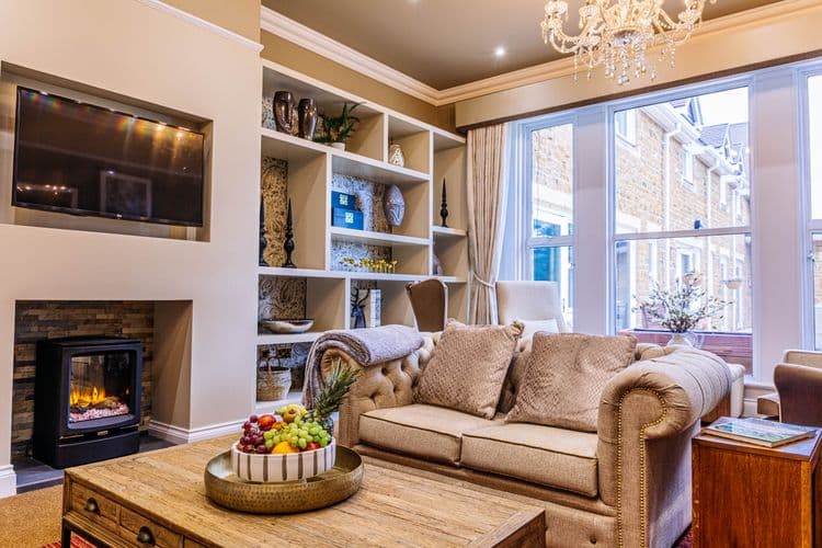 Barchester Healthcare Glebefields Care Home, Banbury, OX15 6EH
