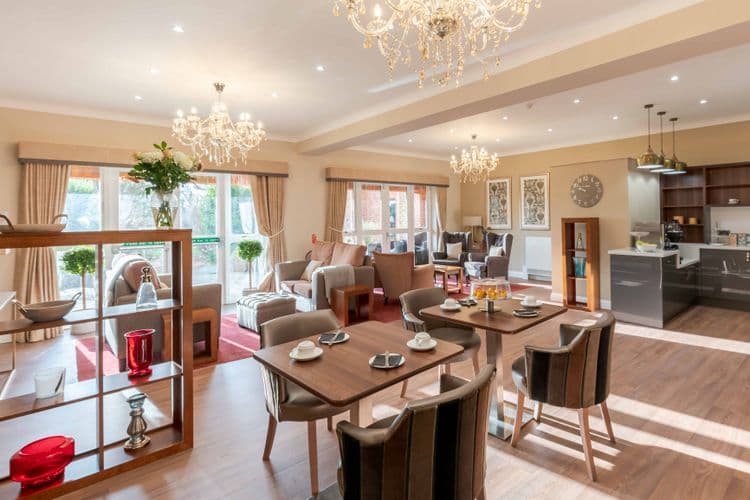 Barchester Healthcare Kenwyn Care Home, Truro, TR1 3EB