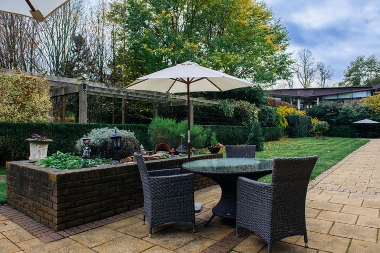 Barchester Healthcare Lynde House Care Home, Twickenham, TW1 2JB