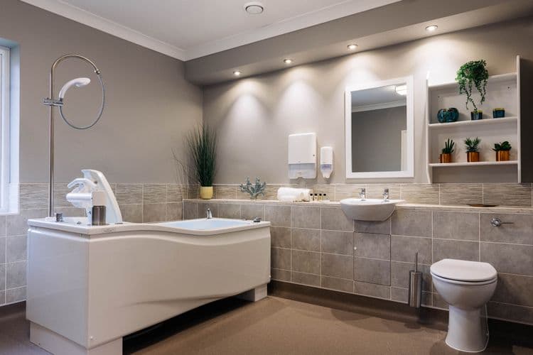 Barchester Healthcare Lynde House Care Home, Twickenham, TW1 2JB